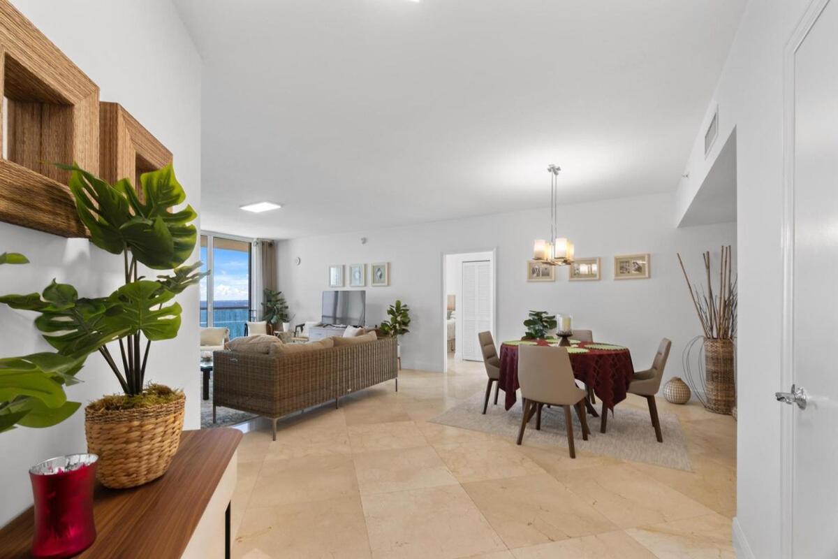 Luxury 2-Bedrooms Oceanfront Condo In Sunny Isles Sunny Isles Beach Eksteriør billede