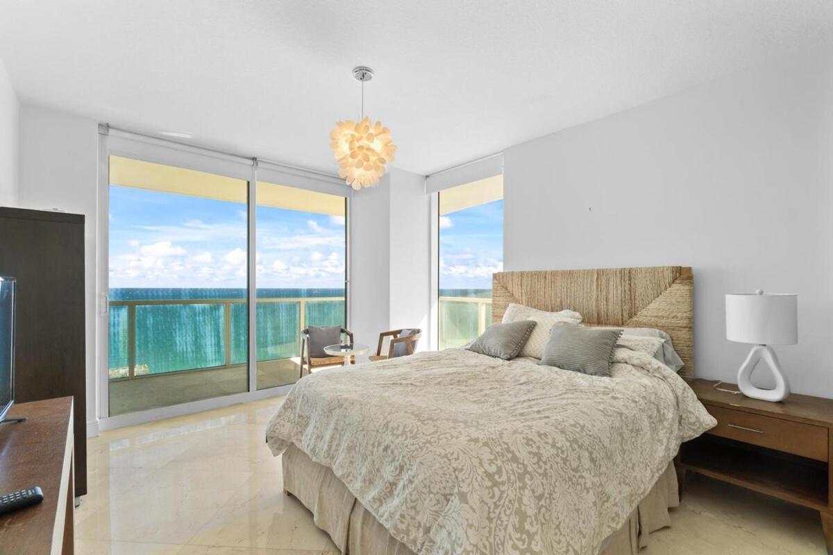 Luxury 2-Bedrooms Oceanfront Condo In Sunny Isles Sunny Isles Beach Eksteriør billede